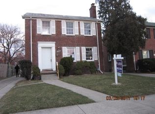19164 Snowden St, Detroit, MI 48235