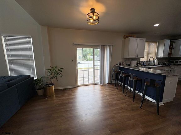 2nd image of 1 Bedford Dr