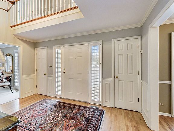 5th image of 205 Norwich Ct