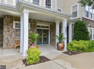 301 High Gables Dr APT 104, Gaithersburg, MD 20878