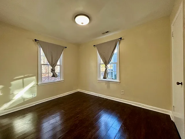 1524 Argonne Blvd — Photo 5