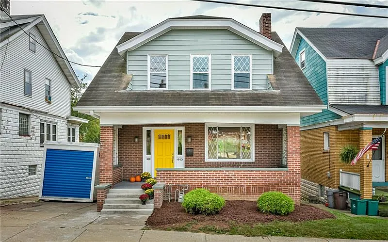 1465 Benton Ave photo 1