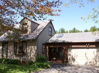 16 Richardson Dr, Dover, NH 03820