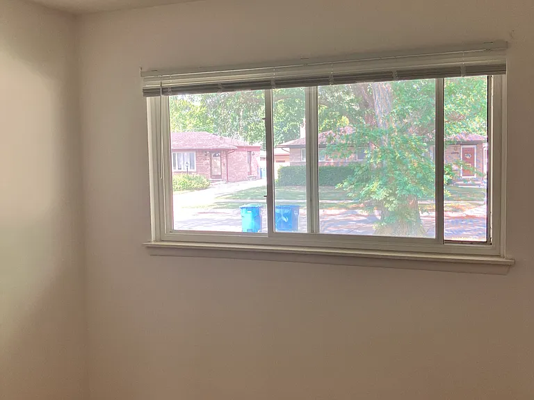 32447 Hawthorne Dr — Photo 57