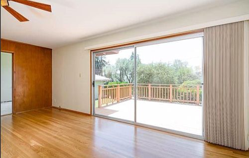 4th image of 710 Edgeview Dr