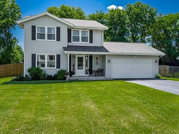 2nd image of 5836 Fairway Dr