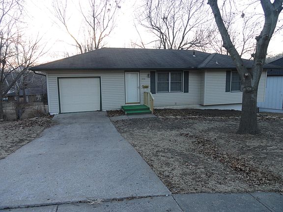 2nd image of 10706 Bellefontaine Ave