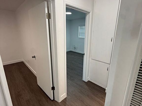 5th image of 511 Center St #A