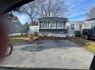 91 Berkeley, Tewksbury, MA 01876