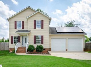 9 Bluff Point Ct, Greenville, SC 29605