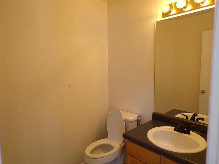 9638 Yukon Way — Photo 5