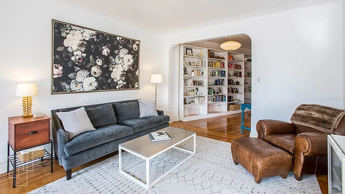 Sold by Garfield Realty  | media 13