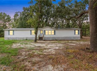 68 Amber Dr, Waverly, GA 31565