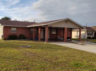 5628 23rd St W #2, Bradenton, FL 34207