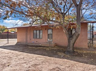 1315 Lark Ave SW, Albuquerque, NM 87105
