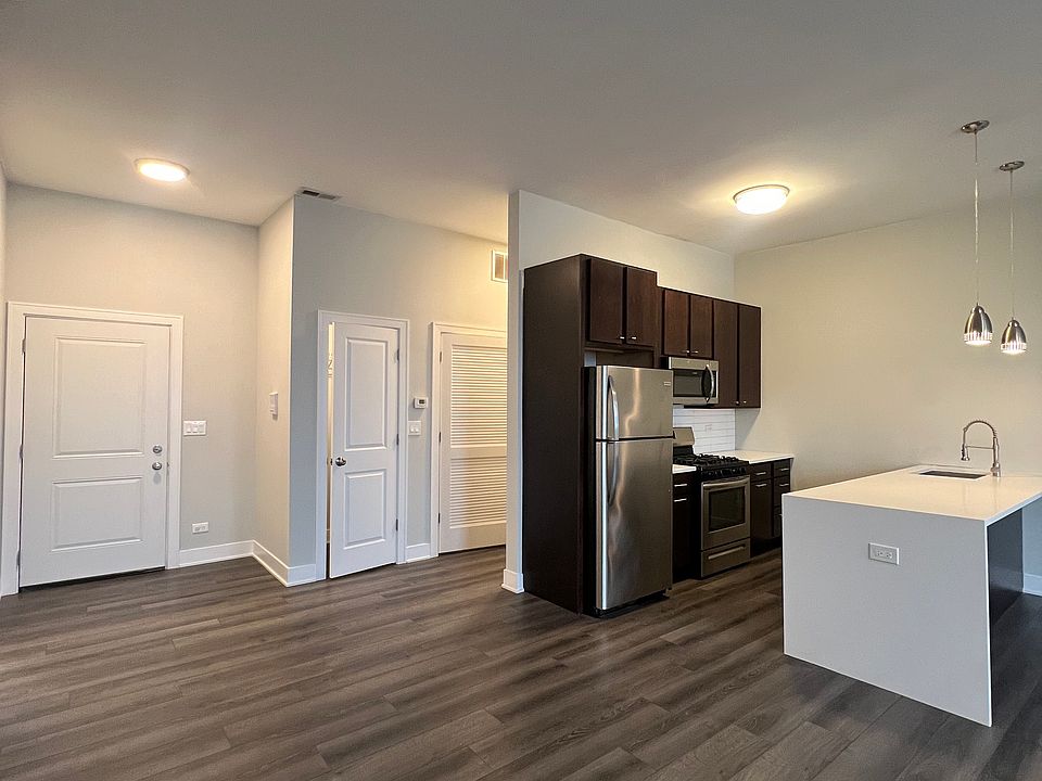 1st image of 2315 W 24th Pl #2M
