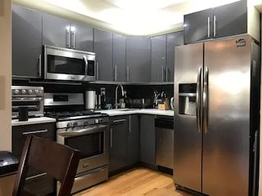 Rented by Alexiou Realty | media 19