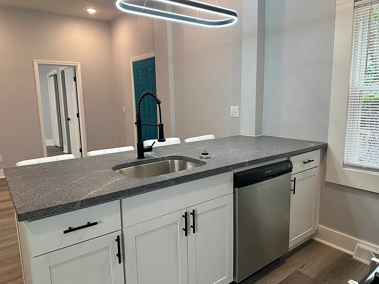 127 Gertrude St #3 — Photo 8