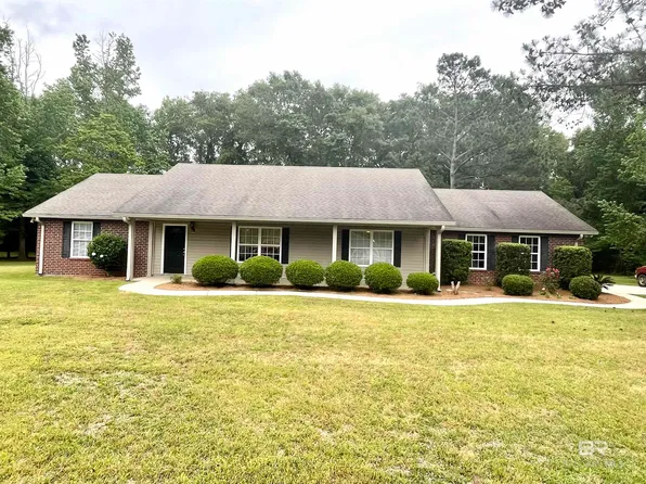 213 Edgewood Ct, Atmore, AL 36502