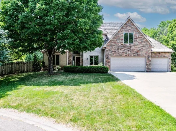 4265 Rosewood Ln N, Plymouth, MN 55442