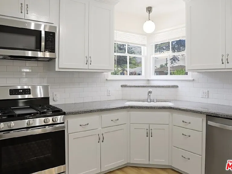 4085 Van Buren Pl — Photo 10