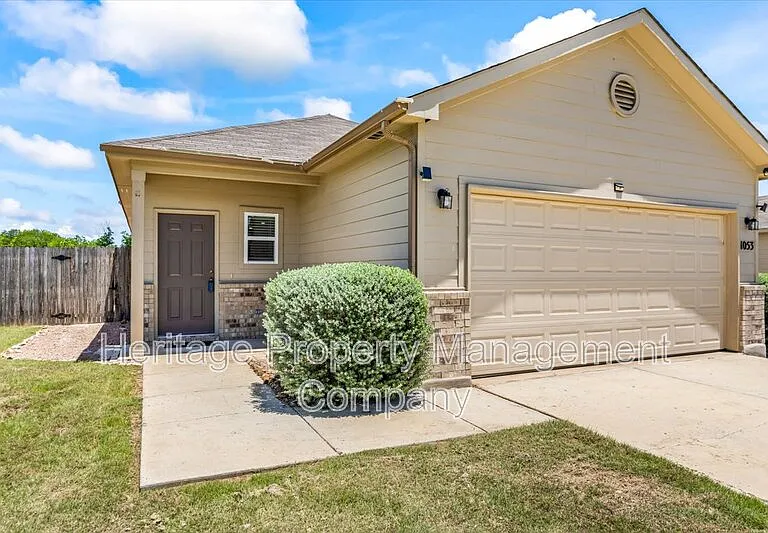 1053 Fisher Way — Photo 4