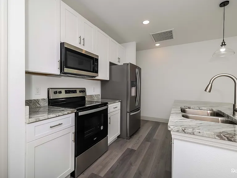 1637 Sail Dr — Photo 6