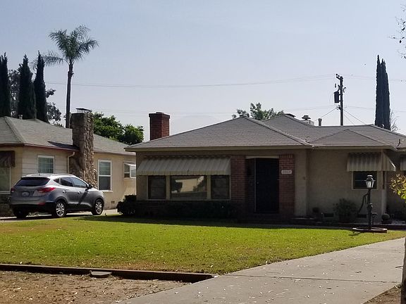 2nd image of 2863 Valencia Ave