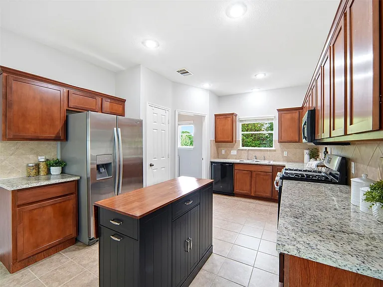 405 N Lynnwood Trl — Photo 12