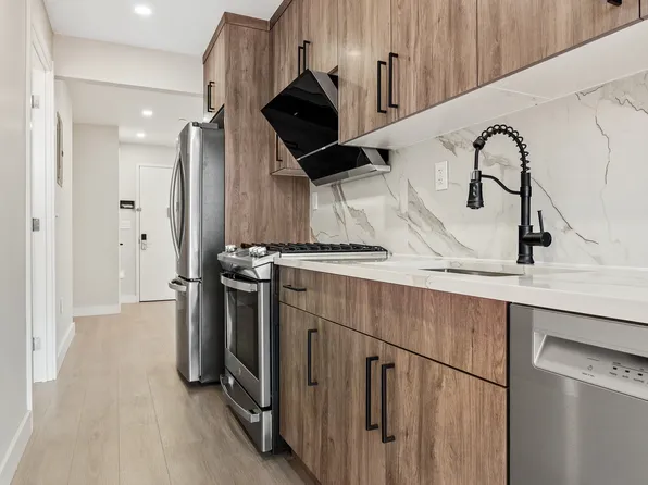 1546 Broadway image 3 of 11