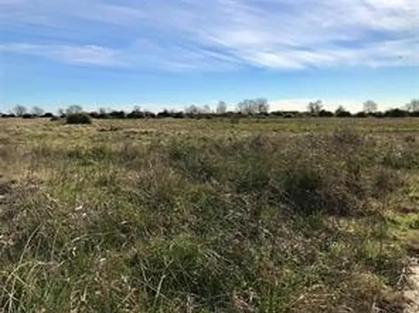 4-1293 McDonald Rd, Eagle Lake, TX 77434