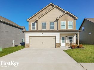 672 Elm St, Clarksville, TN 37040
