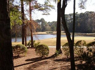 90 Gloucester Rd APT 102, Hilton Head, SC 29928