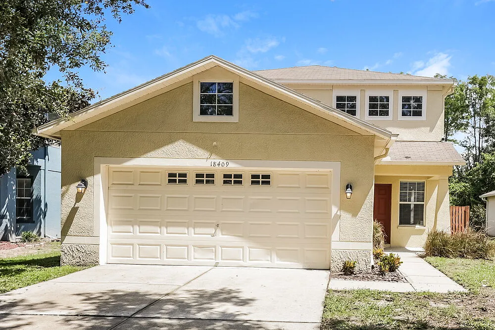 4 bed, 2.0 bath, 1472 sqft, $2,290 — Photo 1