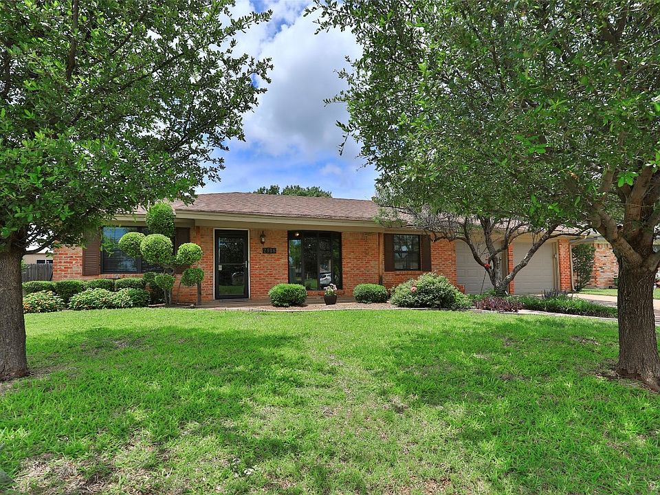 1st image of 2918 Caton Pl