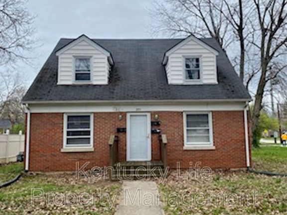 2nd image of 293 Hillsboro Ave #3