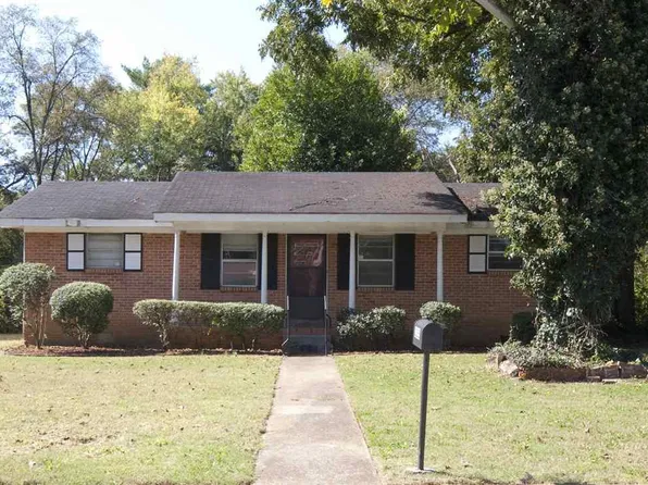 3035 Love Dr NW, Huntsville, AL 35816