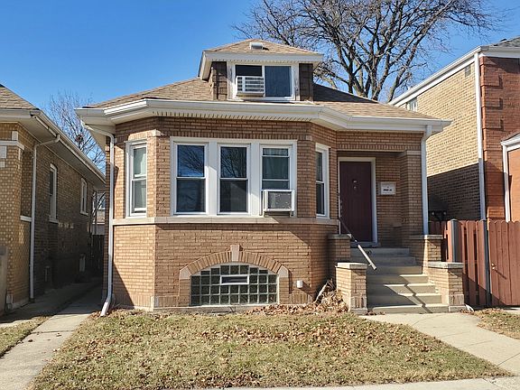 2nd image of 3048 N Marmora Ave