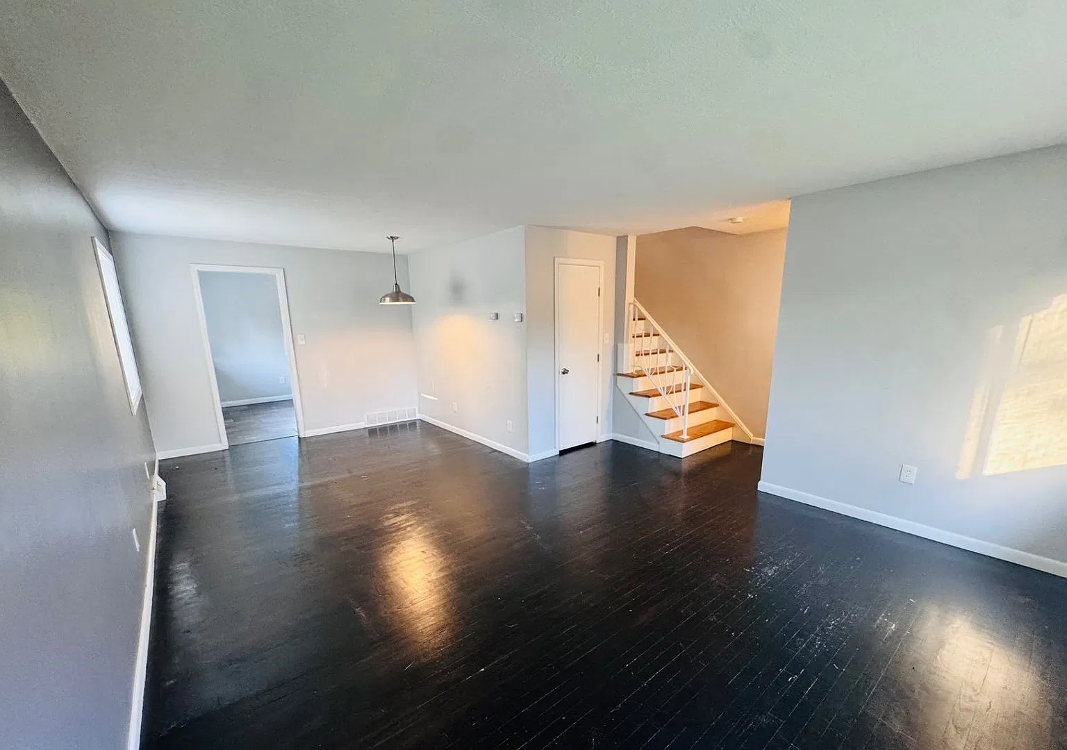 8215 Crudele Dr — Photo 2