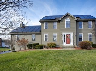 3 Jonathan Cir, Rutland, MA 01543