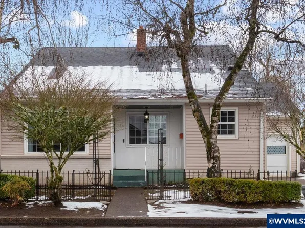 555 18th St NE, Salem, OR 97301