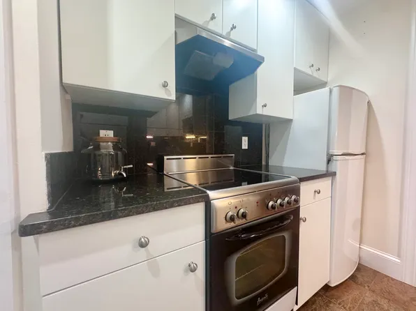 76 Commonwealth Ave #2B, Boston, MA 02116