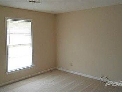 1st image of 107 Roberta Dr #A