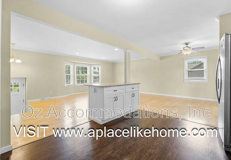 9514 Glenwood St — Photo 11