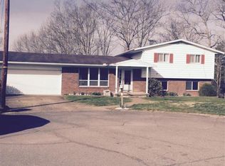 14 Cherokee Ct, Huntington, WV 25705