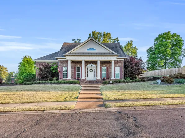 102 Cypress Point Rd, Starkville, MS 39759