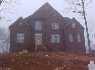 14 Center Grove Pl, Clemmons, NC 27012