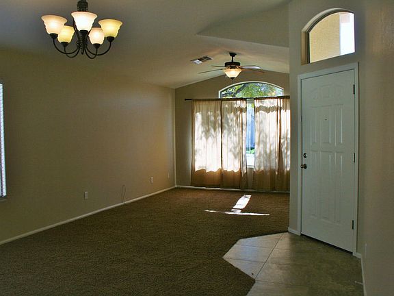 5th image of 4670 E Torrey Pines Ln