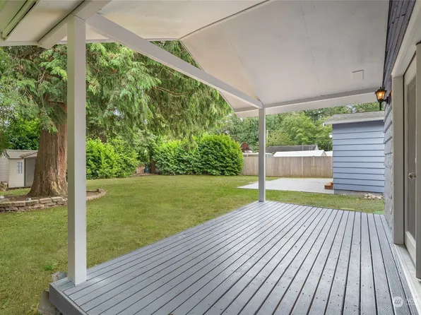 30566 6th Ave SW, Federal Way, WA 98023