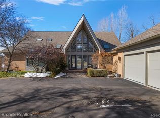 1136 Norminister End, Bloomfield Township, MI 48302